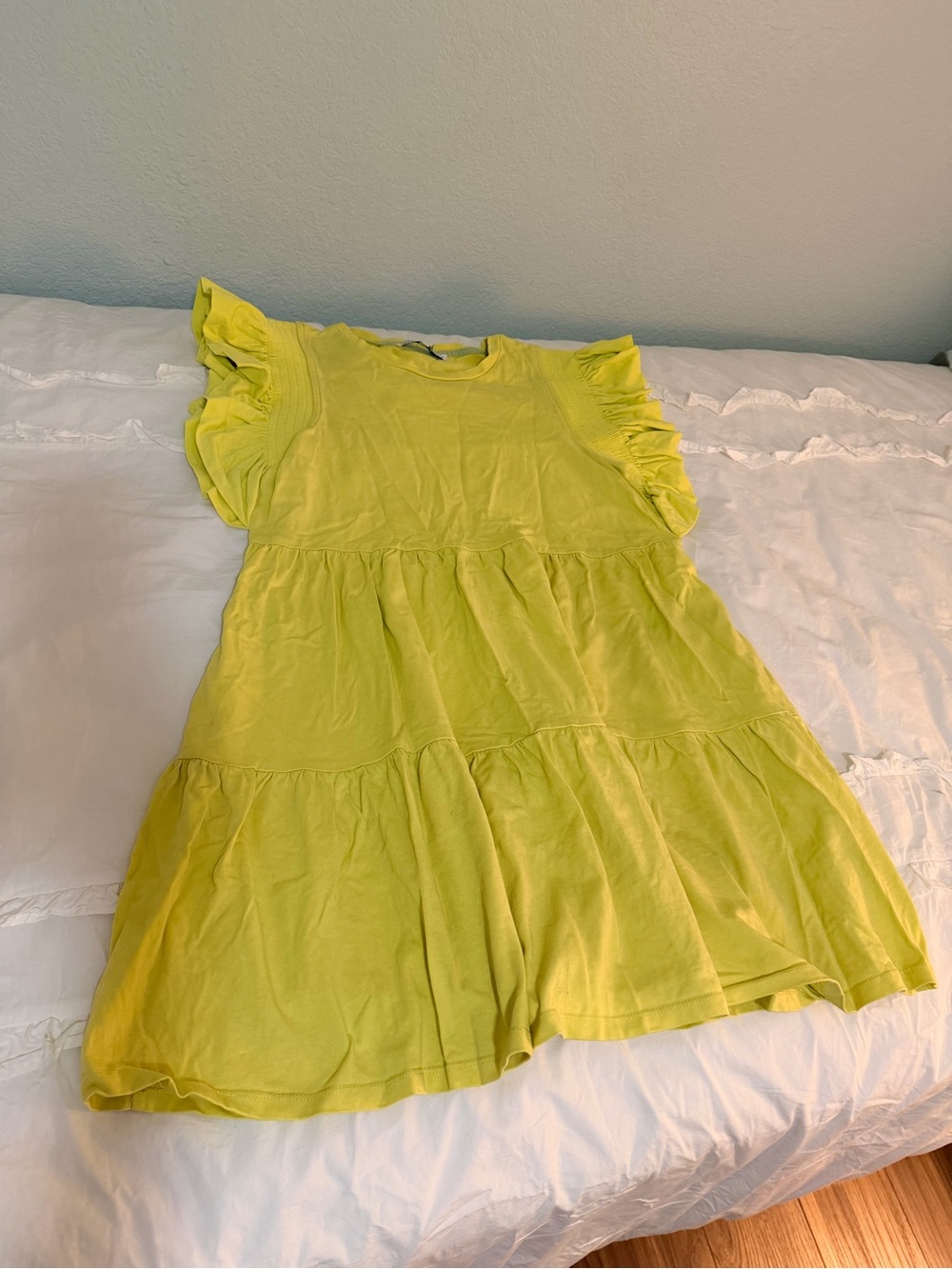 English Factory size Large yellow ruffle sleeve dress